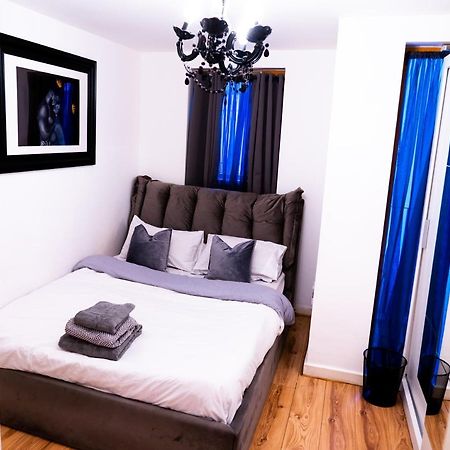 Ferienwohnung 1 Bed - Sleeps 2 - 7 Min Walk To Hackney Station London Exterior foto